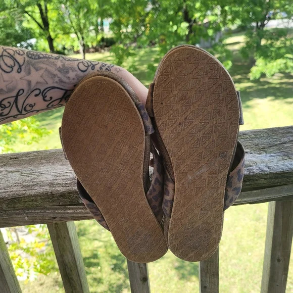 💖Roxy Sandals💖 - Picture 2 of 3